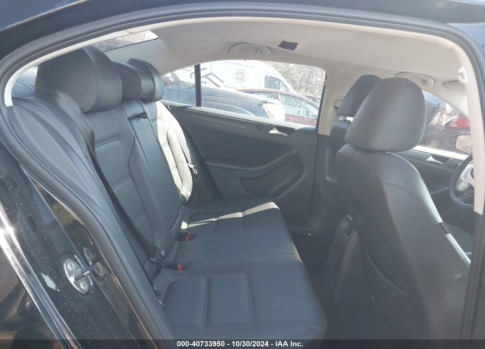 2012 VOLKSWAGEN JETTA 2.5L SE VIN: 3VWDP7AJ0CM458164