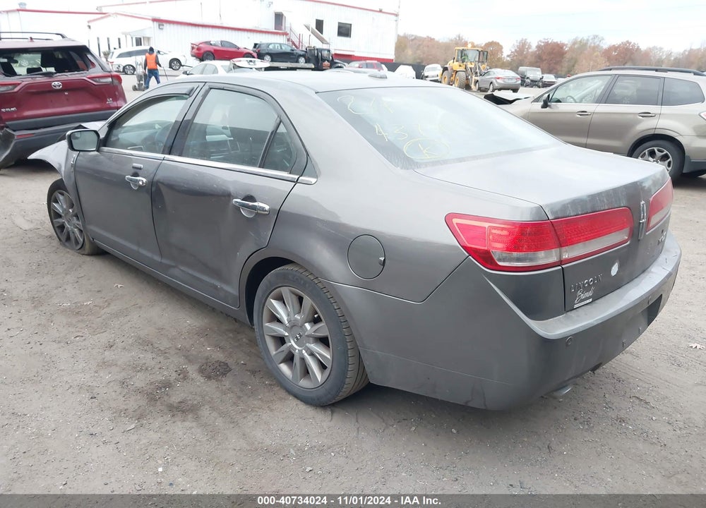 2011 LINCOLN MKZ VIN: 3LNHL2GC8BR771875