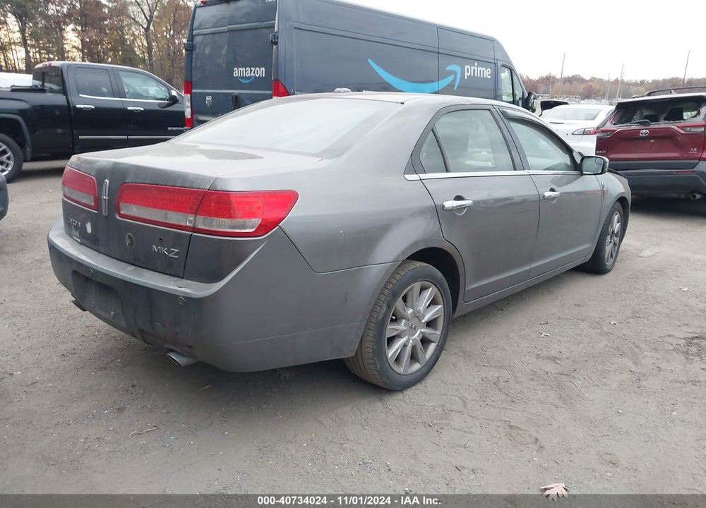 2011 LINCOLN MKZ VIN: 3LNHL2GC8BR771875