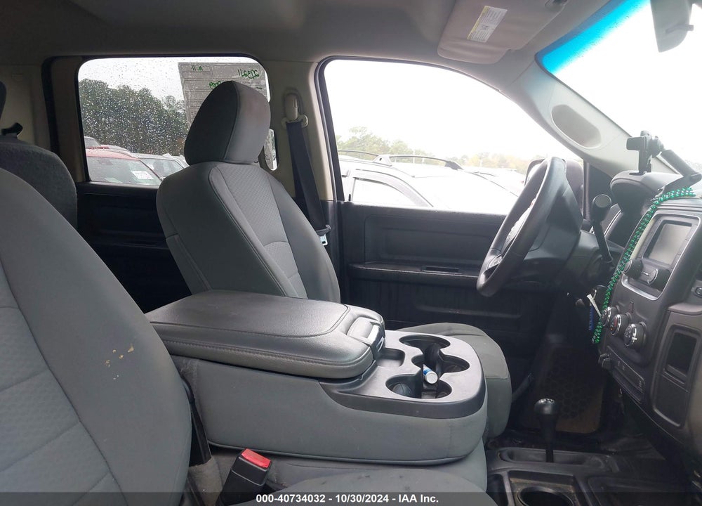 2013 RAM 2500 TRADESMAN VIN: 3C6TR5CT6DG537891