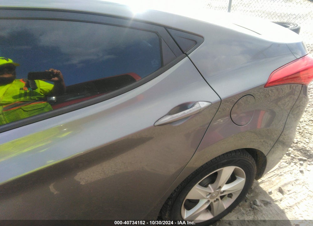 2013 HYUNDAI ELANTRA GLS VIN: 5NPDH4AE8DH237761