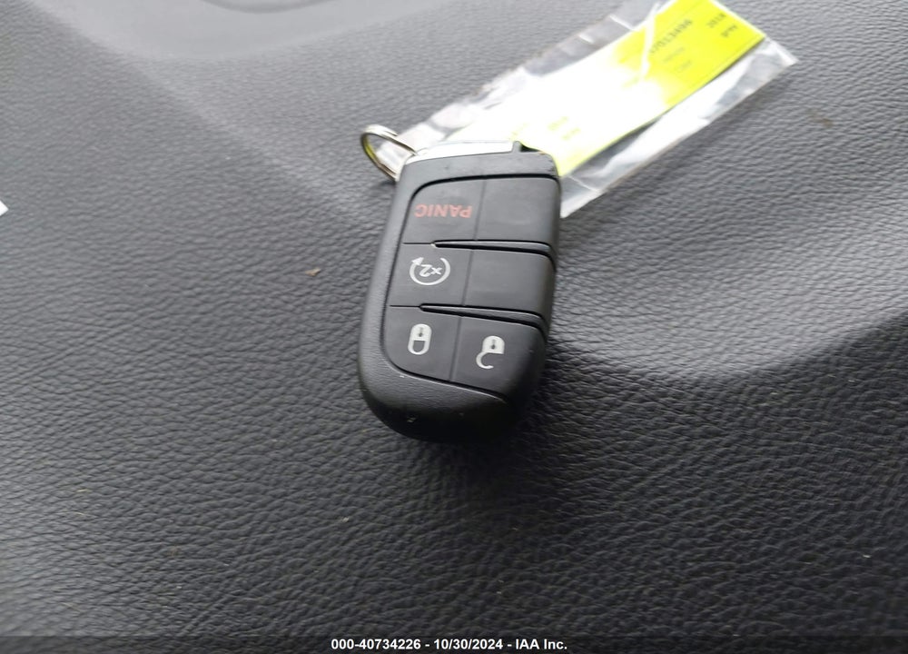 2018 JEEP COMPASS LATITUDE FWD VIN: 3C4NJCBB2JT268149
