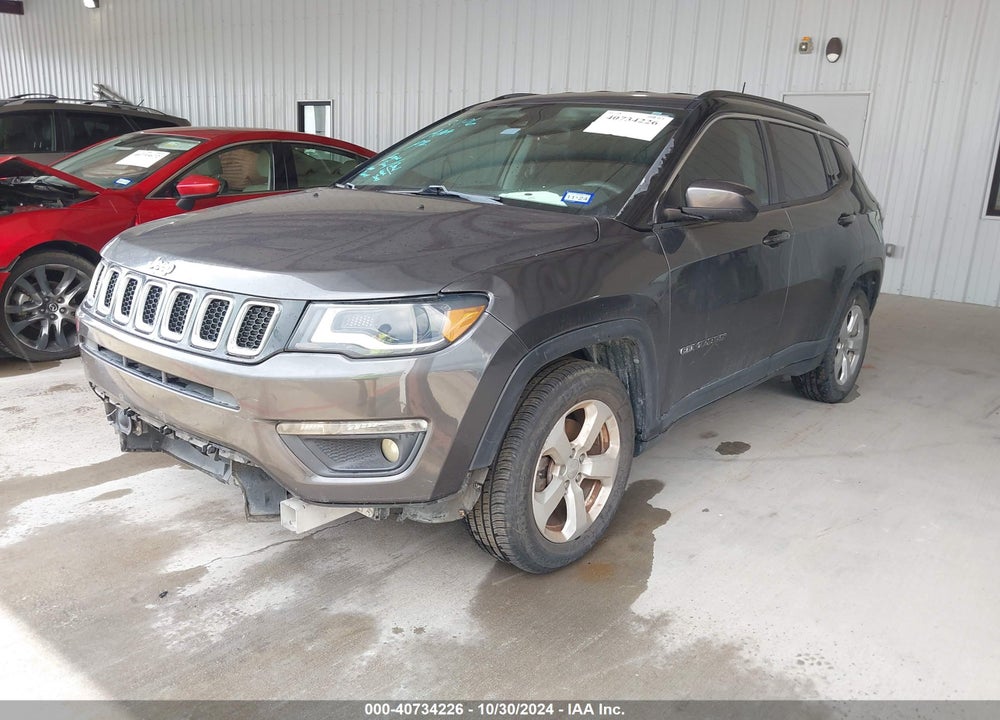 2018 JEEP COMPASS LATITUDE FWD VIN: 3C4NJCBB2JT268149