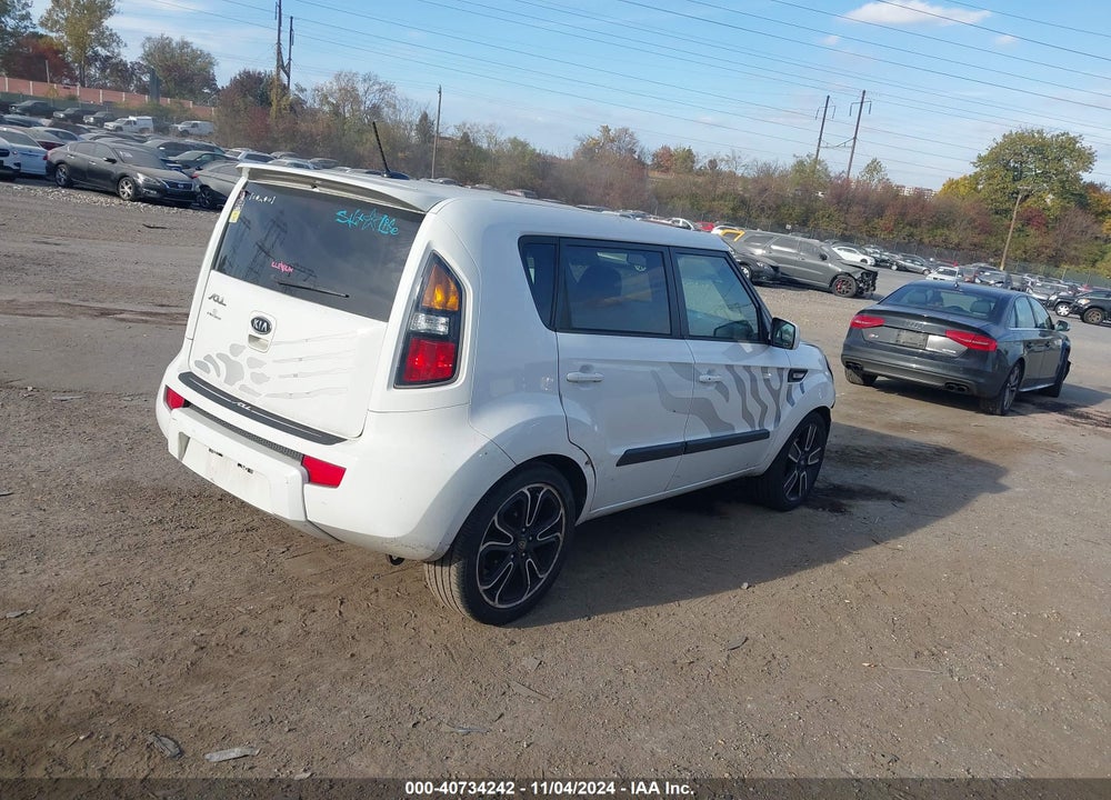 2011 KIA SOUL VIN: KNDJT2A20B7726474