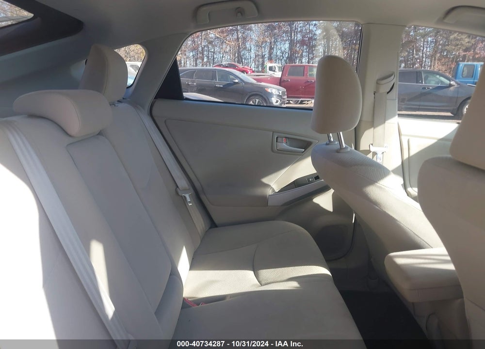 2011 TOYOTA PRIUS TWO VIN: JTDKN3DU7B1362445