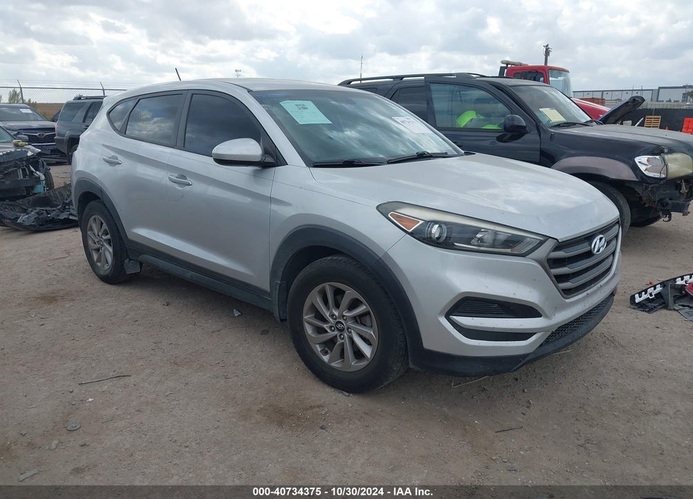 2016 HYUNDAI TUCSON SE VIN: KM8J23A46GU093056