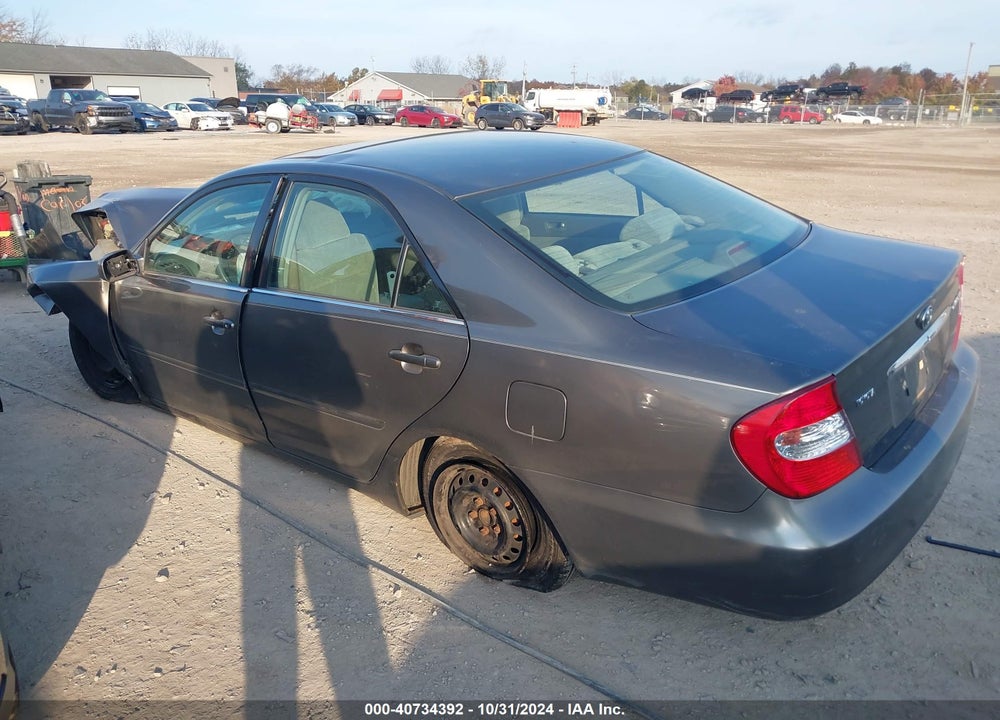 2002 TOYOTA CAMRY LE VIN: 4T1BE32K72U561541