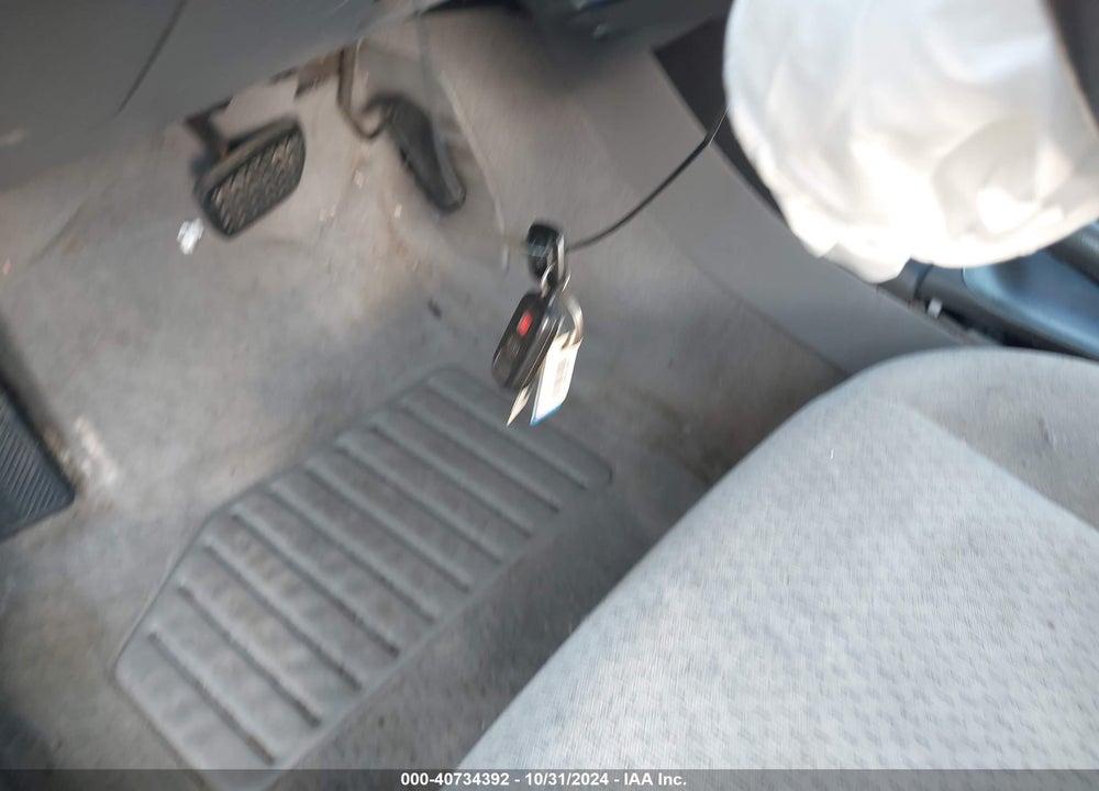2002 TOYOTA CAMRY LE VIN: 4T1BE32K72U561541
