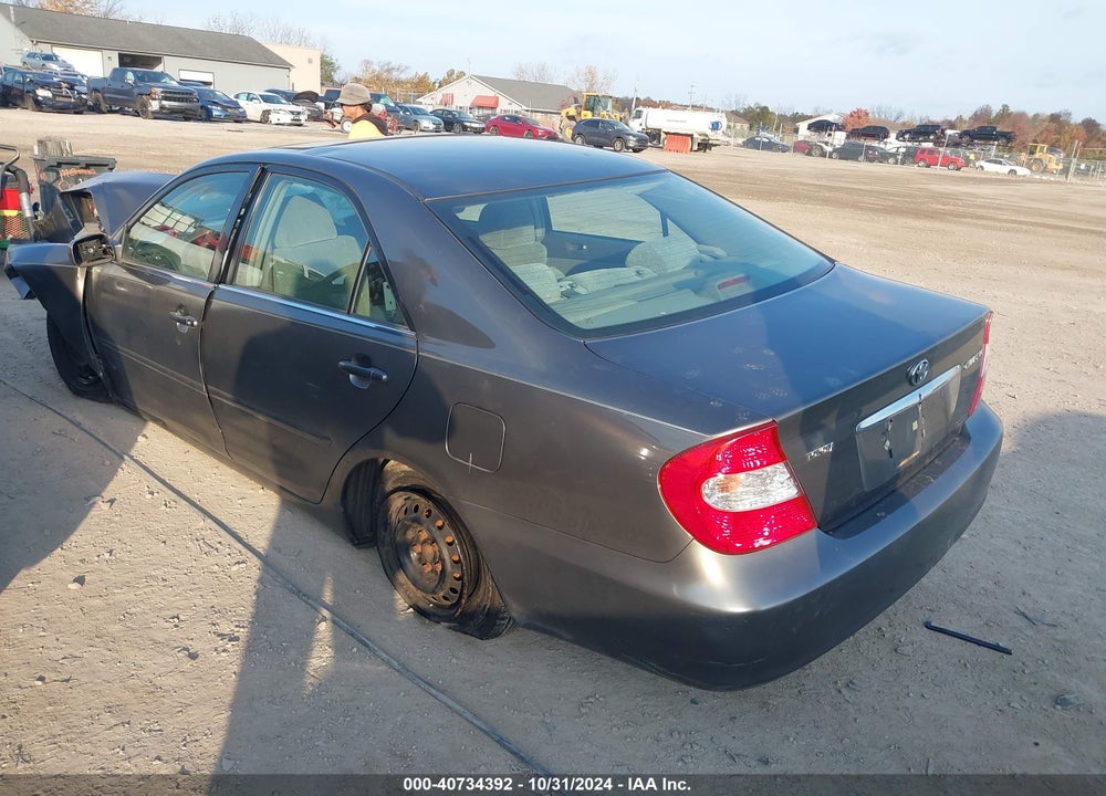 2002 TOYOTA CAMRY LE VIN: 4T1BE32K72U561541