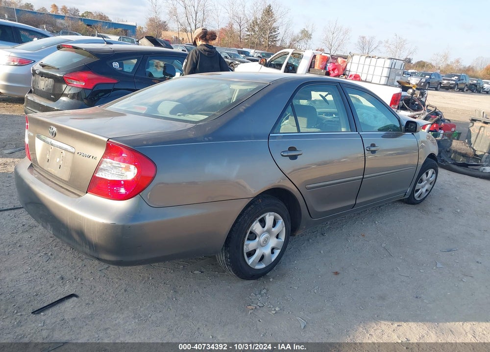 2002 TOYOTA CAMRY LE VIN: 4T1BE32K72U561541