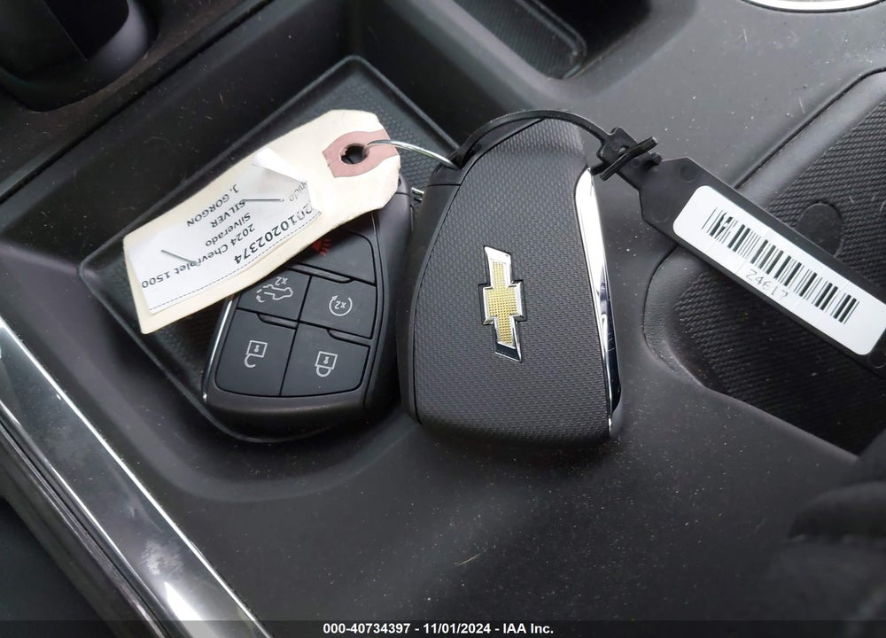 2024 CHEVROLET SILVERADO 1500 VIN: 1GCUDGED3RZ317726