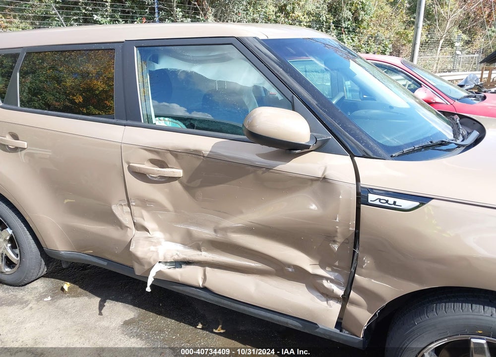 2015 KIA SOUL VIN: KNDJN2A21F7174998