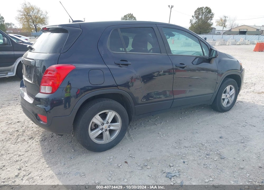 2021 CHEVROLET TRAX AWD LS VIN: KL7CJNSBXMB345579