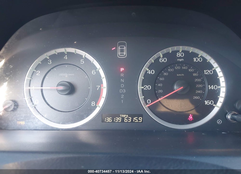 2011 HONDA ACCORD 3.5 EX-L VIN: 1HGCP3F82BA021020