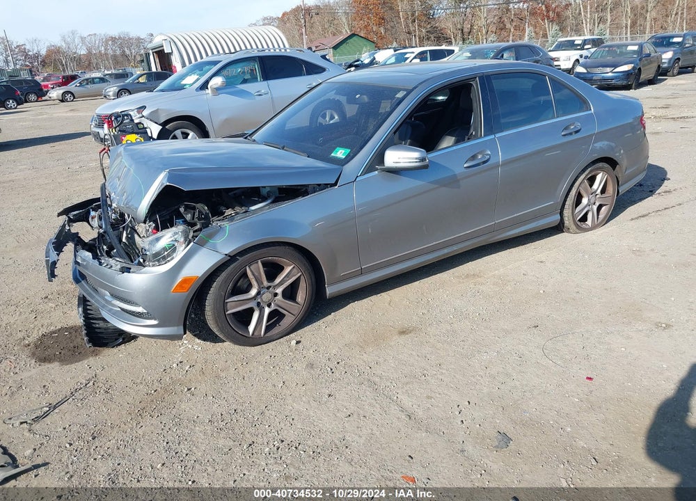 2011 MERCEDES-BENZ C 300 LUXURY 4MATIC/SPORT 4MATIC VIN: WDDGF8BB4BR182865