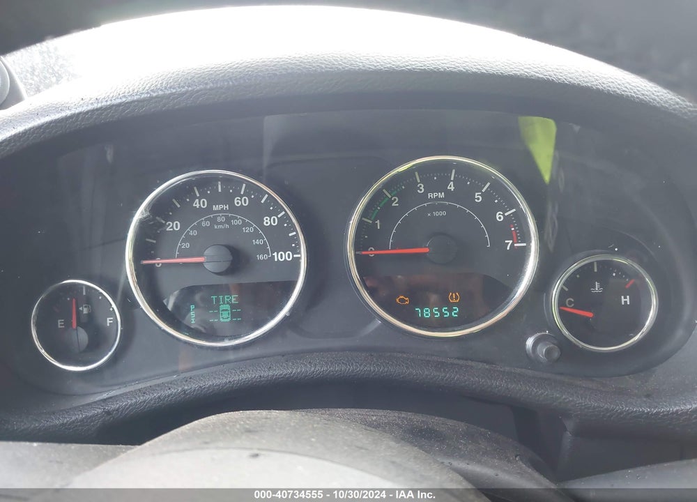 2013 JEEP WRANGLER UNLIMITED SAHARA VIN: 1C4HJWEG0DL505016