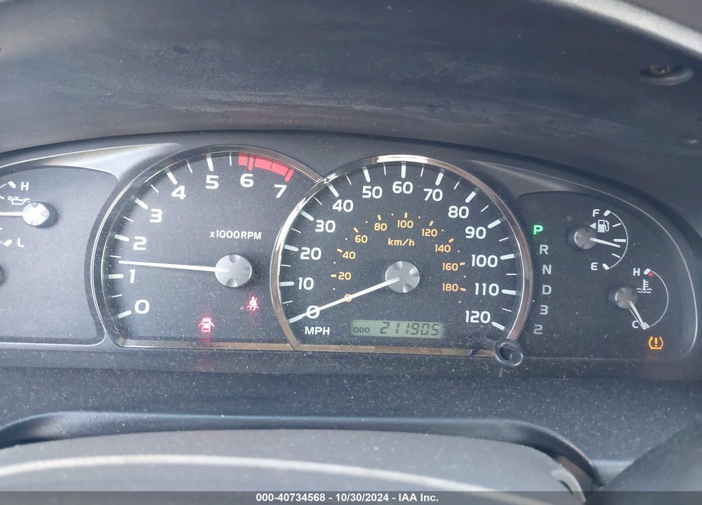 2005 TOYOTA SEQUOIA SR5 V8 VIN: 5TDBT44A25S241718