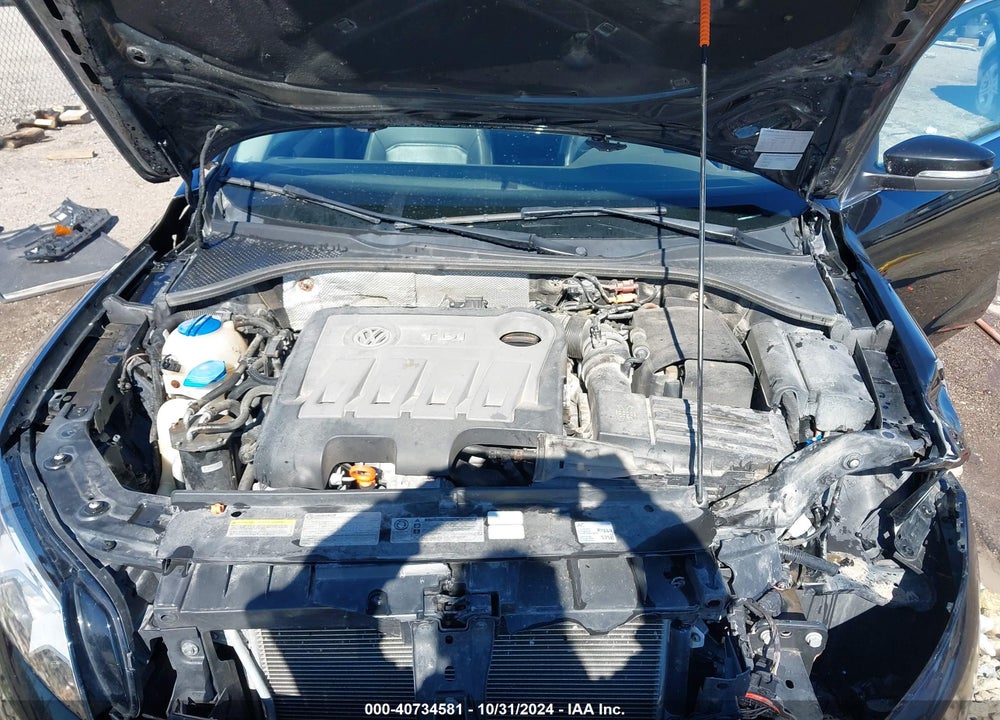 2013 VOLKSWAGEN PASSAT 2.0L TDI SE VIN: 1VWBN7A39DC070982