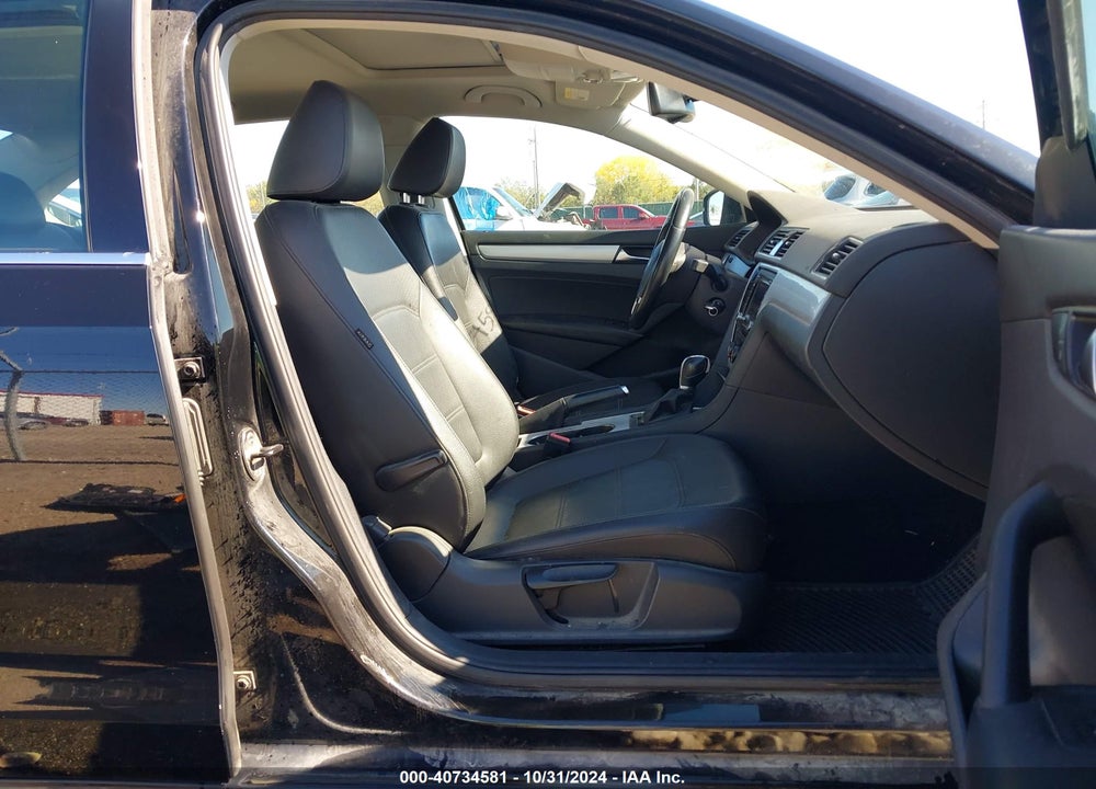 2013 VOLKSWAGEN PASSAT 2.0L TDI SE VIN: 1VWBN7A39DC070982