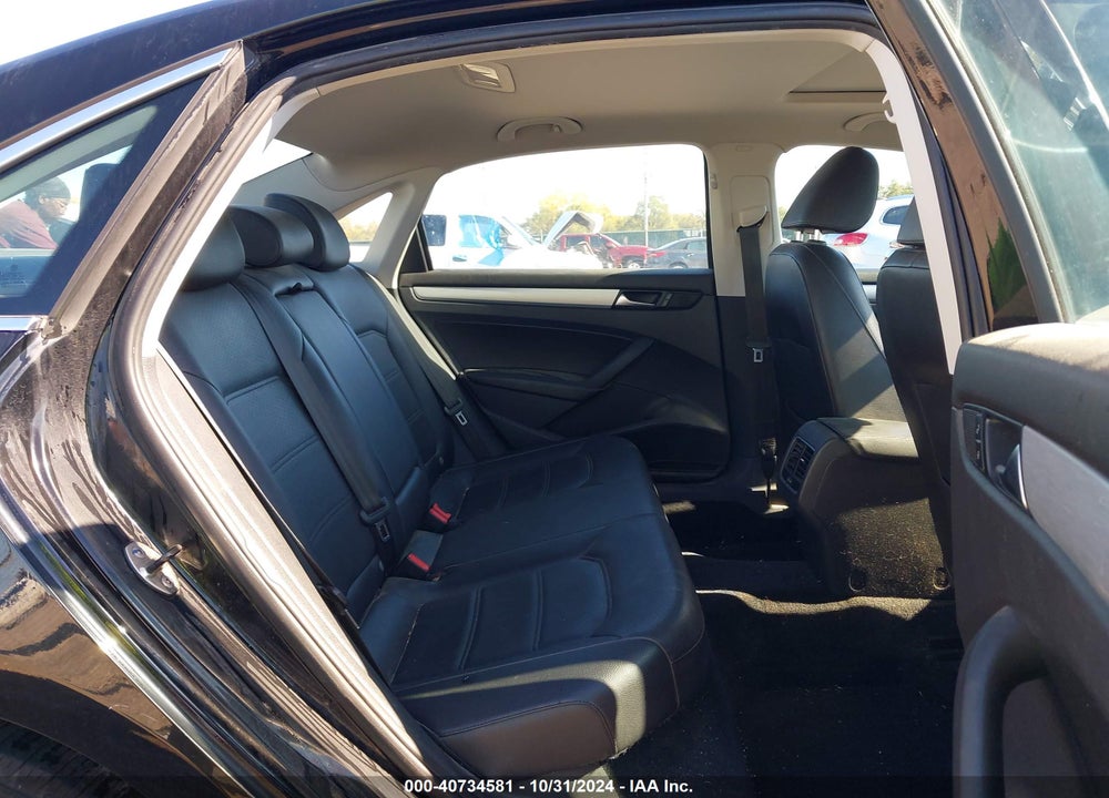 2013 VOLKSWAGEN PASSAT 2.0L TDI SE VIN: 1VWBN7A39DC070982