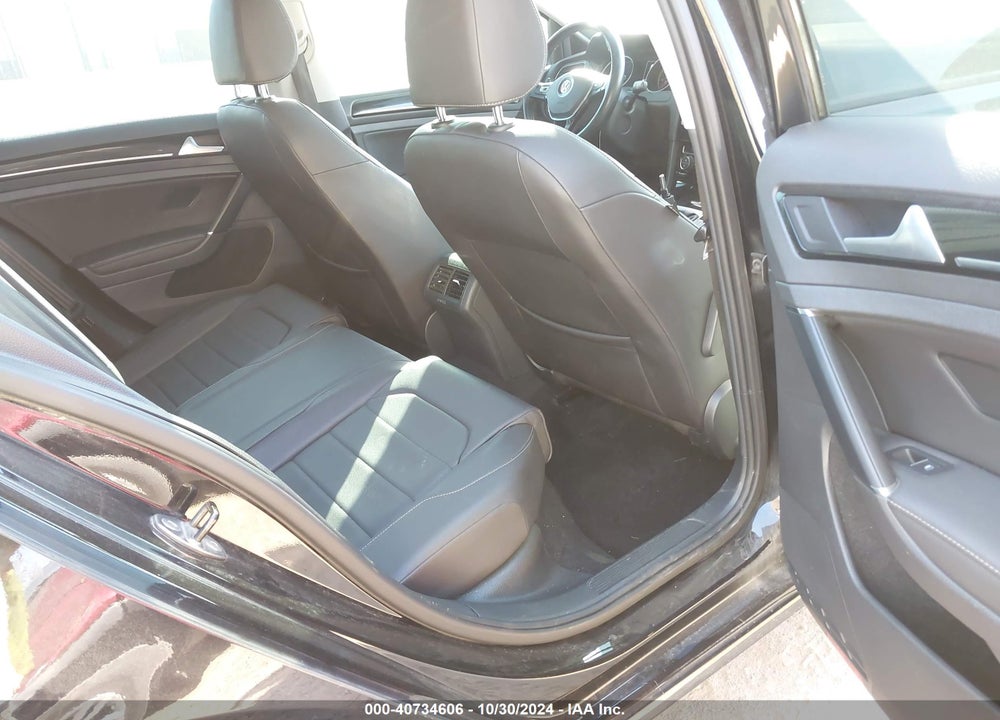 2015 VOLKSWAGEN GOLF TDI SEL 4-DOOR VIN: 3VWRA7AU9FM060697