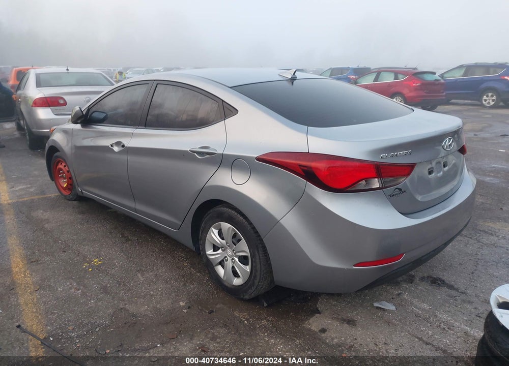 2016 HYUNDAI ELANTRA SE VIN: 5NPDH4AE9GH706554