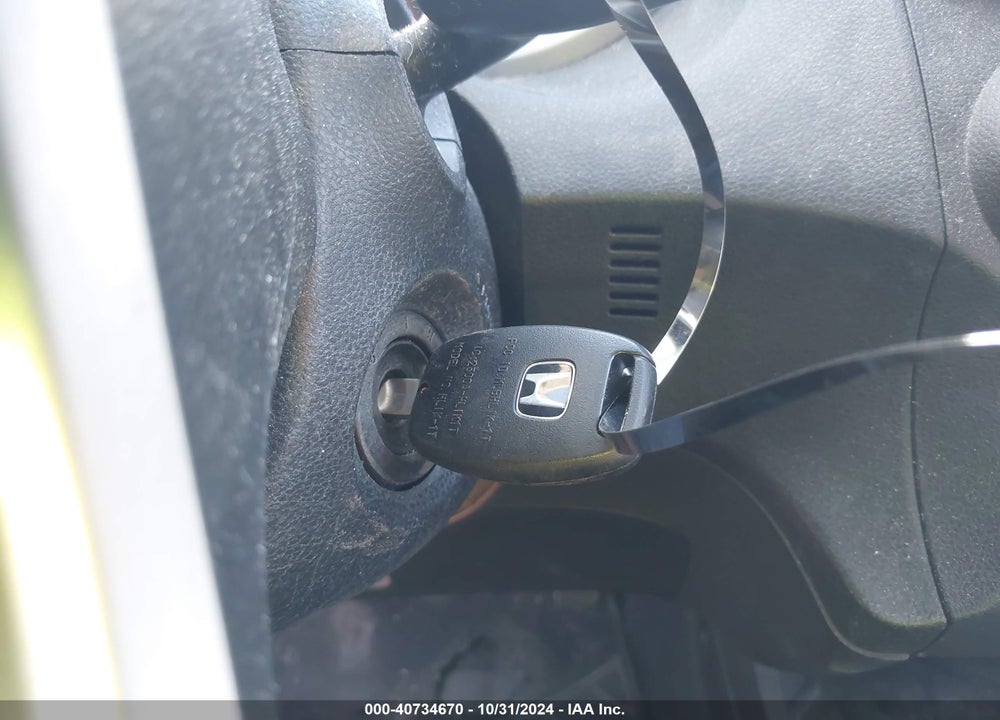 2010 HONDA FIT SPORT VIN: JHMGE8G41AC040500