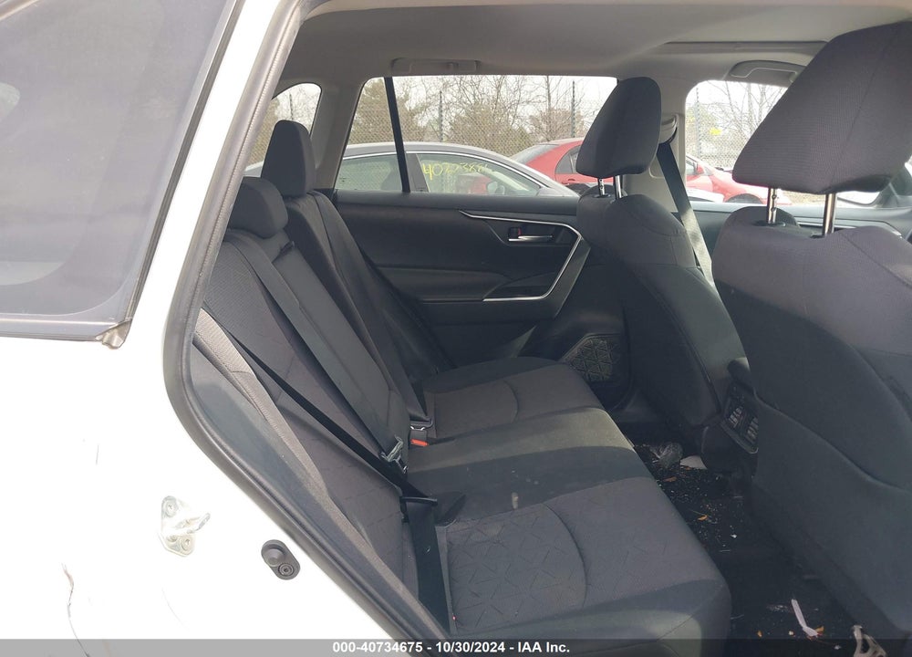 2019 TOYOTA RAV4 XLE VIN: 2T3P1RFV6KC034950