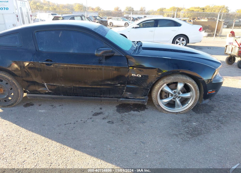 2011 FORD MUSTANG GT PREMIUM VIN: 1ZVBP8CF5B5124013