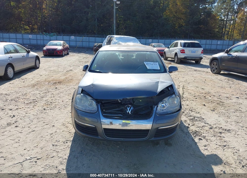 2010 VOLKSWAGEN JETTA SE VIN: 3VWRX7AJXAM039032