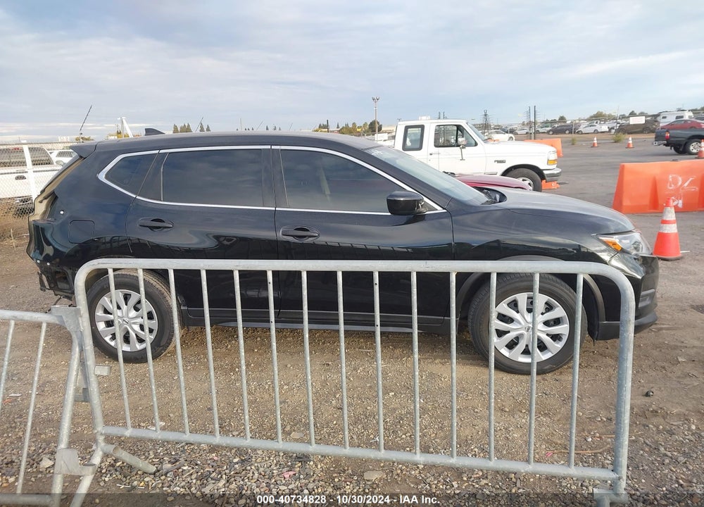 2017 NISSAN ROGUE S VIN: JN8AT2MT3HW398815