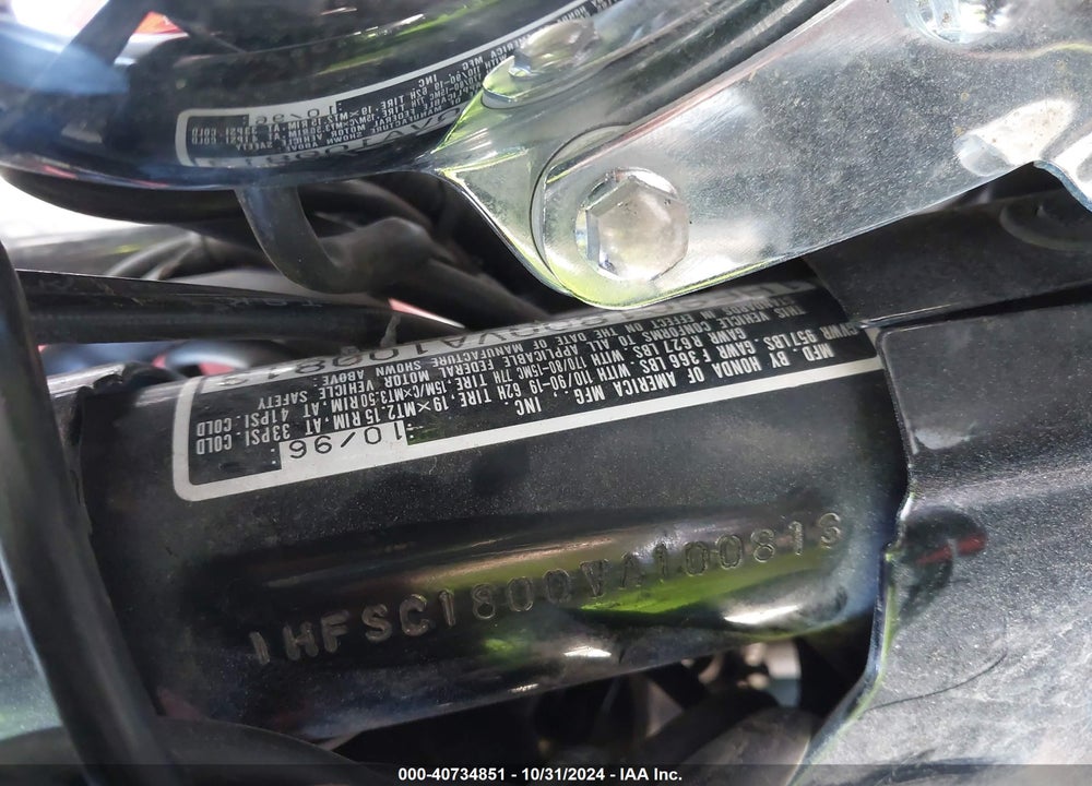 1997 HONDA VT1100 C1A VIN: 1HFSC1800VA100813