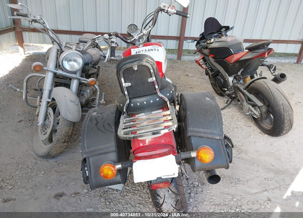1997 HONDA VT1100 C1A VIN: 1HFSC1800VA100813