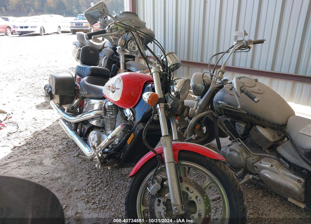 1997 HONDA VT1100 C1A VIN: 1HFSC1800VA100813