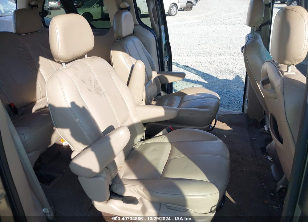 2000 FORD WINDSTAR LIMITED/SEL VIN: 2FMDA5348YBB15266
