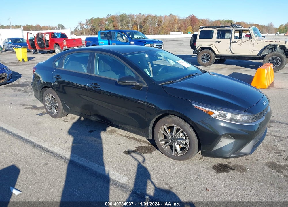 2024 KIA FORTE LXS VIN: 3KPF24AD2RE801353