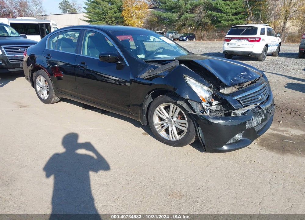 2013 INFINITI G37X VIN: JN1CV6AR8DM768132