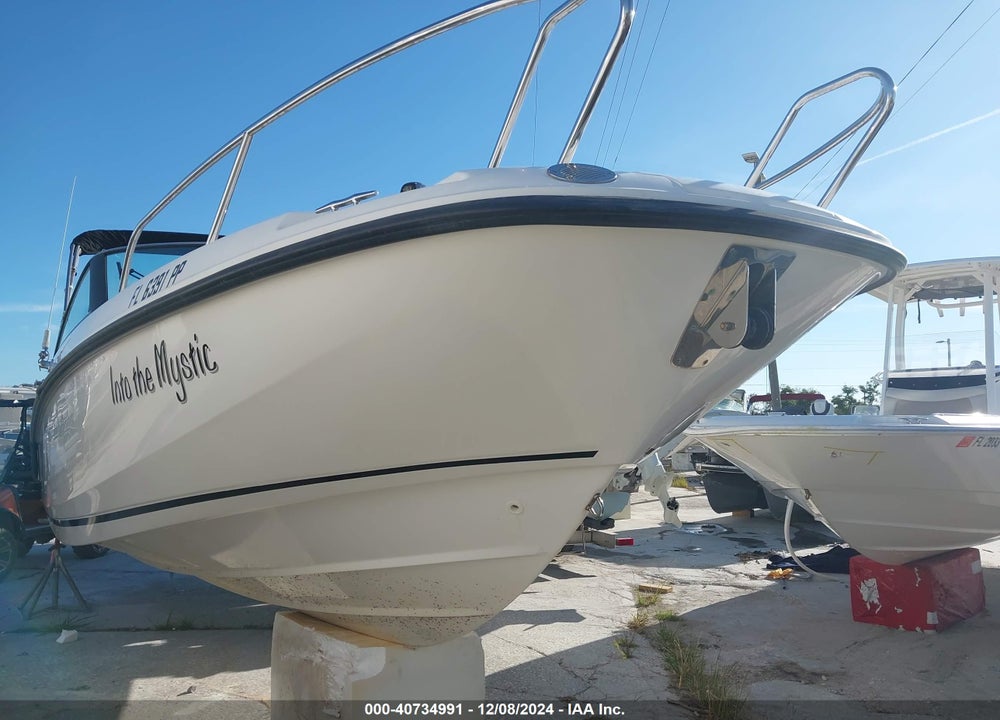 2014 BOSTON WHALER OTHER VIN: BWCE0488I314