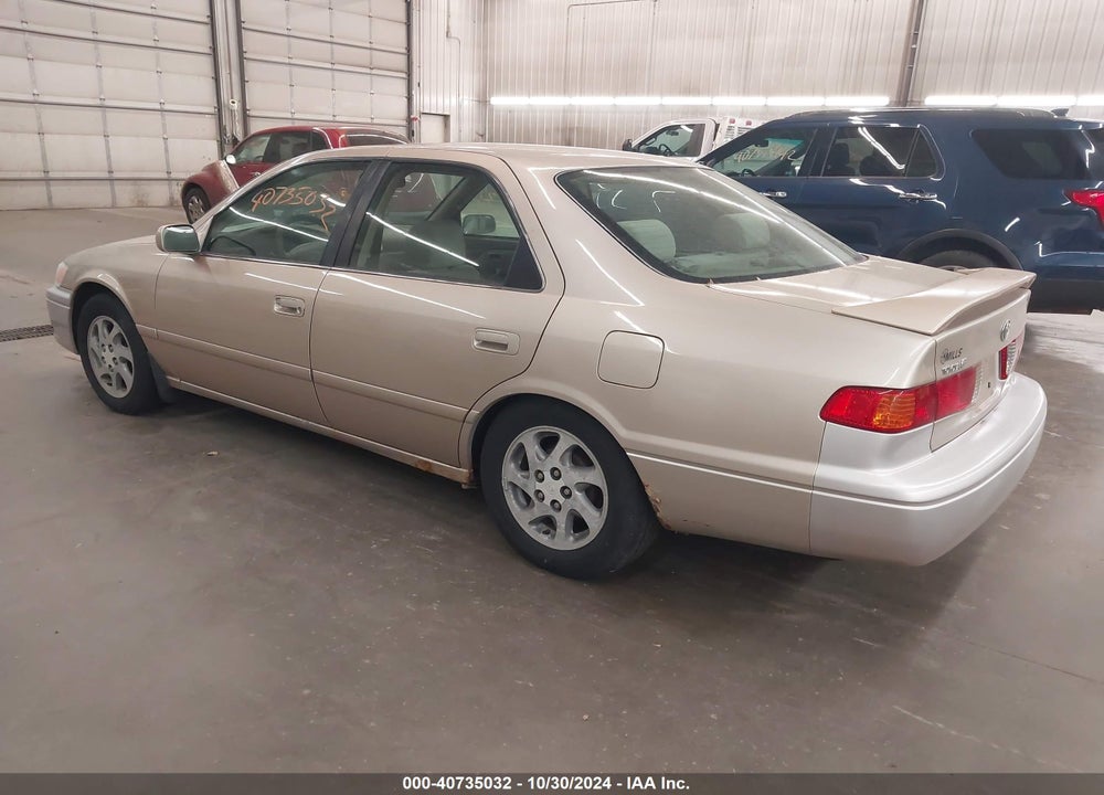 2000 TOYOTA CAMRY LE VIN: 4T1BG22K3YU960573