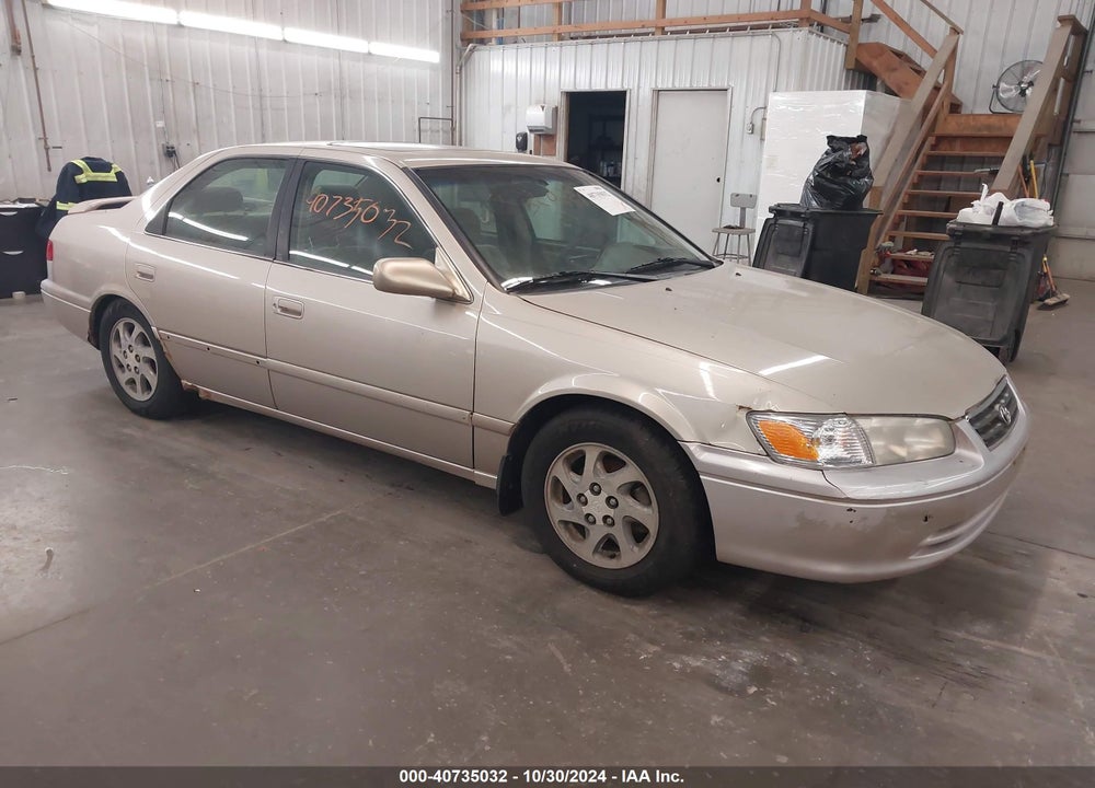 2000 TOYOTA CAMRY LE VIN: 4T1BG22K3YU960573