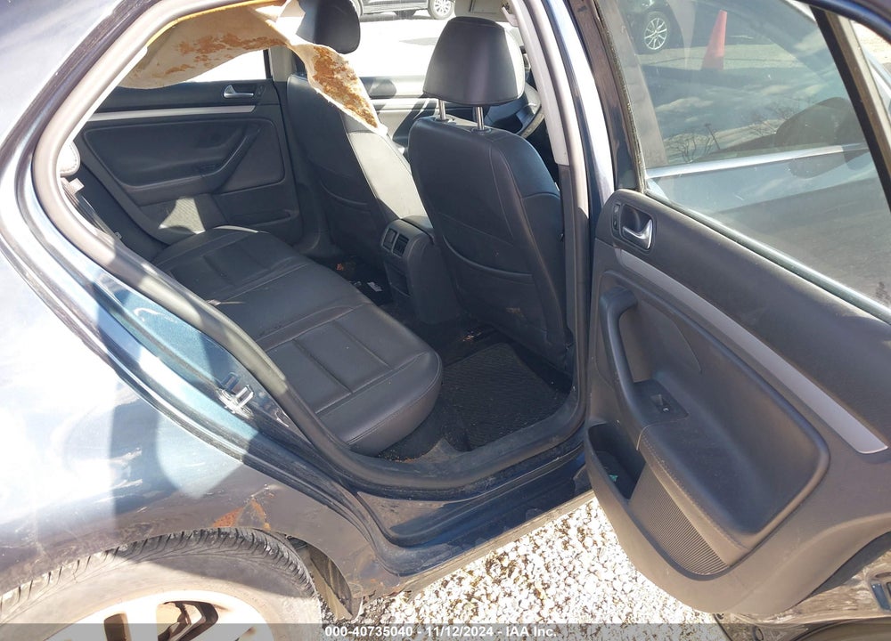 2007 VOLKSWAGEN JETTA 2.5 VIN: 3VWRF71K67M048539