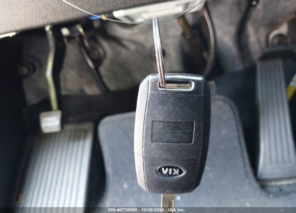 2020 KIA SORENTO 3.3L LX VIN: 5XYPG4A55LG627142