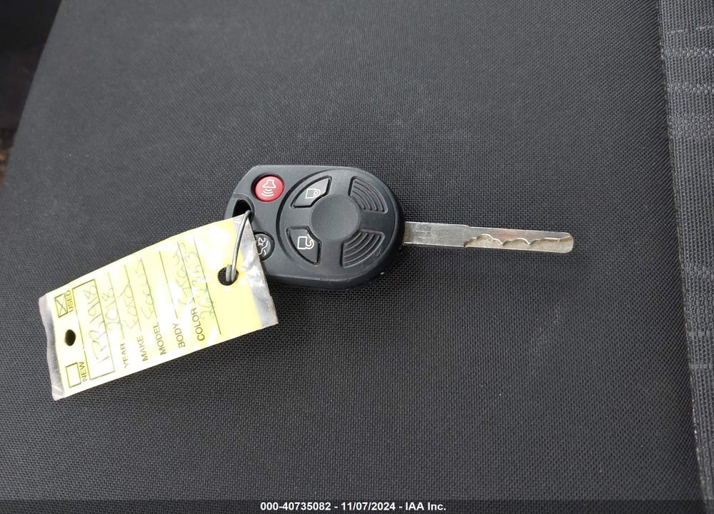 2018 FORD FOCUS SE VIN: 1FADP3F27JL262353