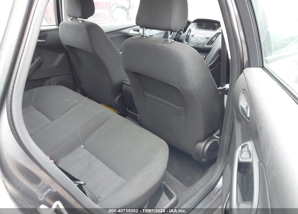 2018 FORD FOCUS SE VIN: 1FADP3F27JL262353