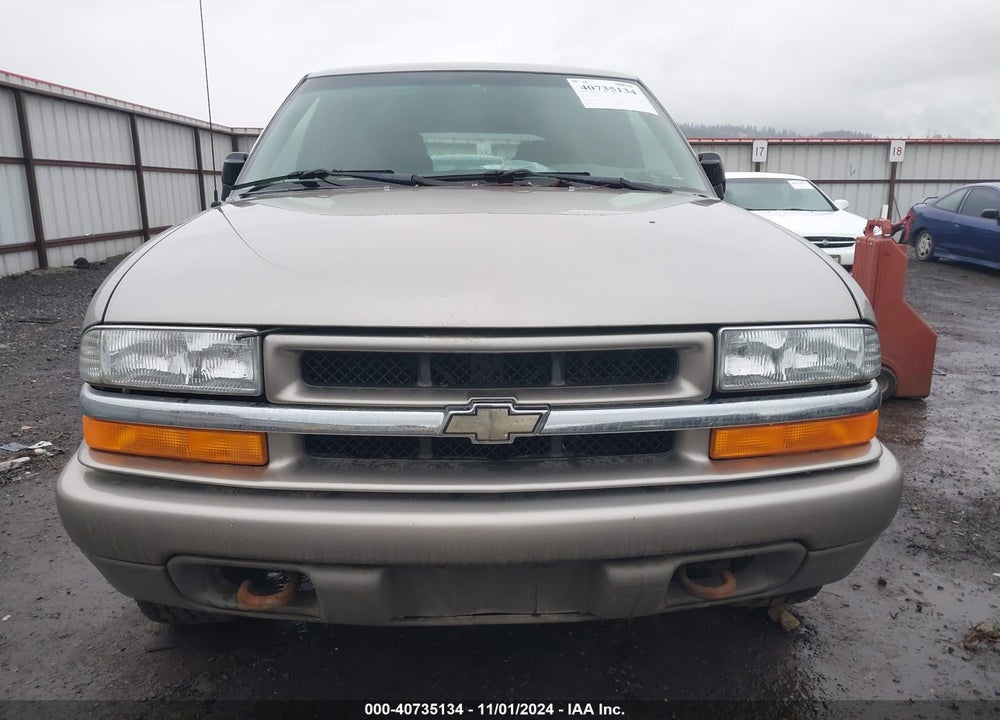 2002 CHEVROLET BLAZER LS VIN: 1GNDT13W32K148379