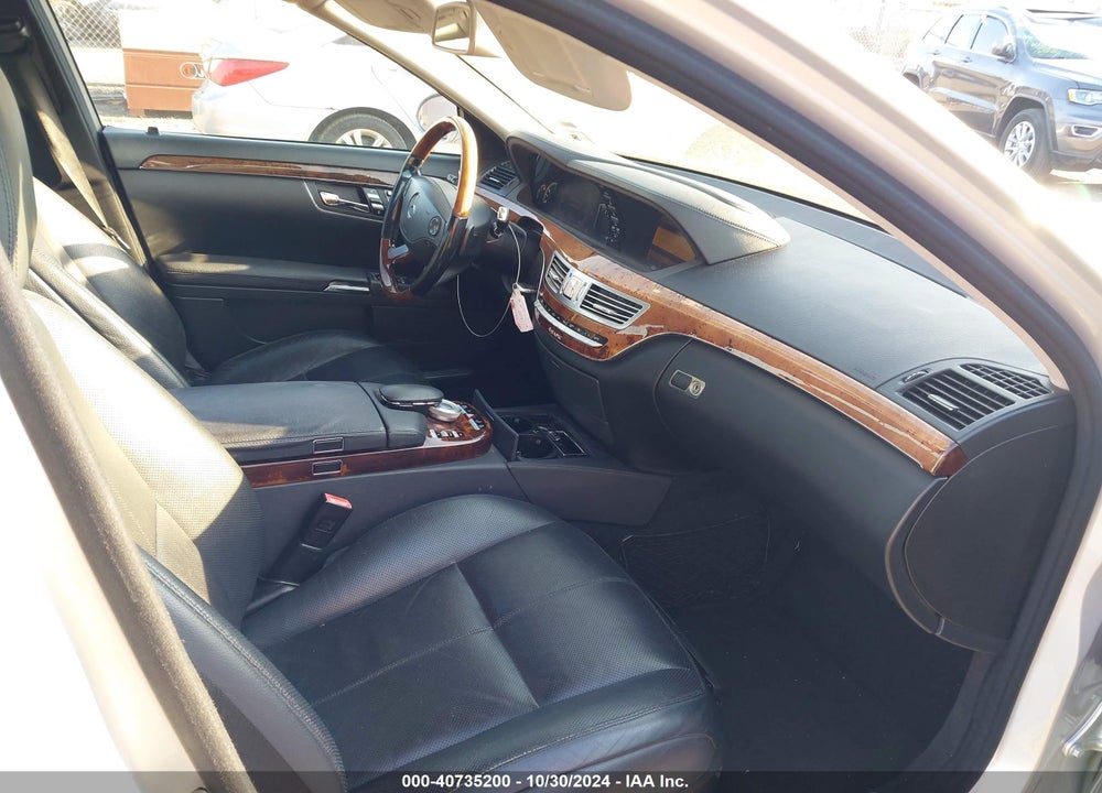 2009 MERCEDES-BENZ S 550 4MATIC VIN: WDDNG86X69A259190