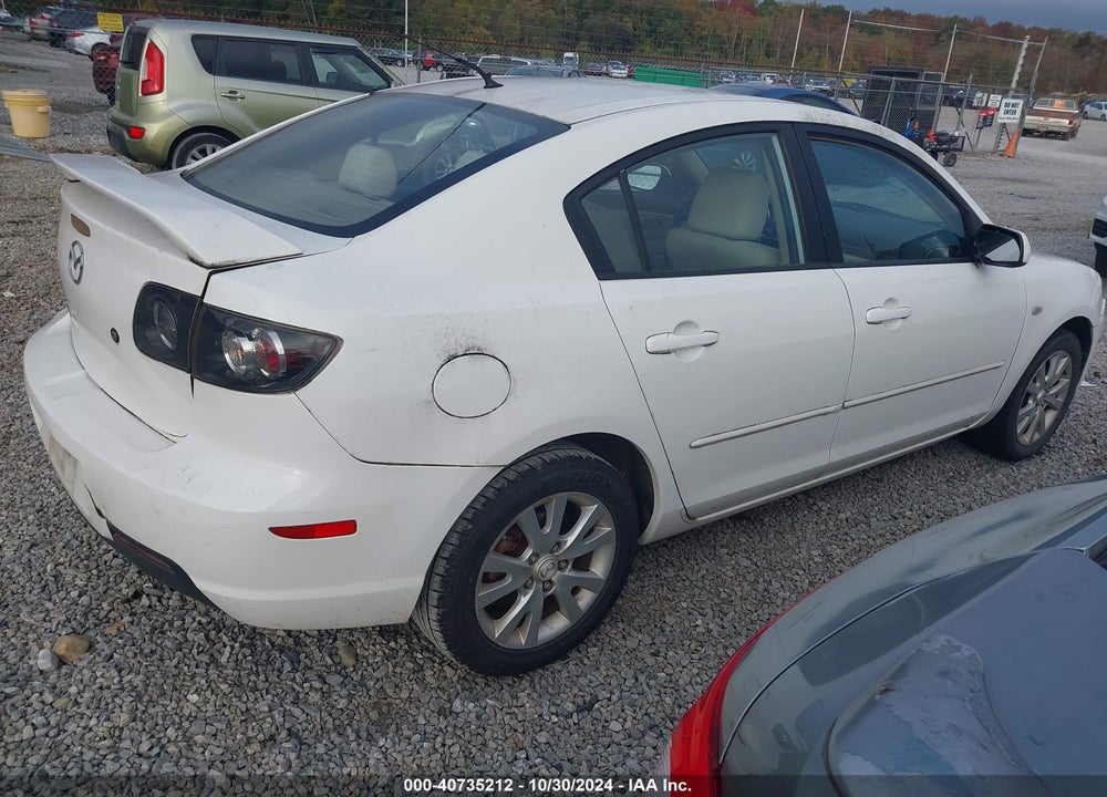 2008 MAZDA 3 I VIN: JM1BK32F981823232