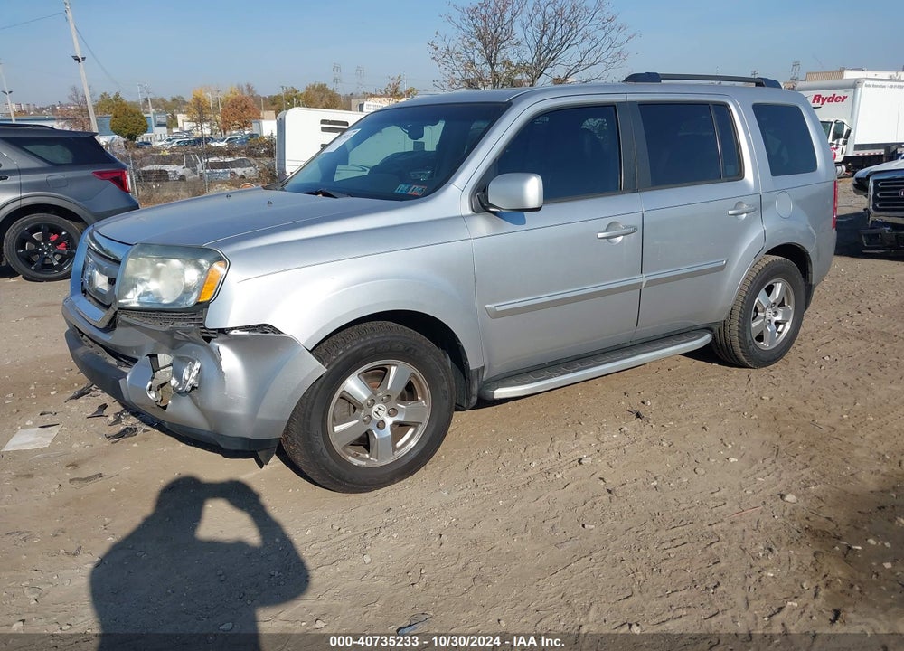 2011 HONDA PILOT EX-L VIN: 5FNYF4H76BB101543