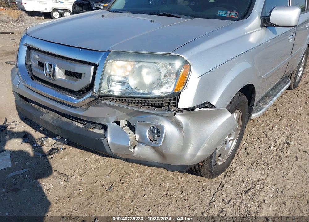 2011 HONDA PILOT EX-L VIN: 5FNYF4H76BB101543