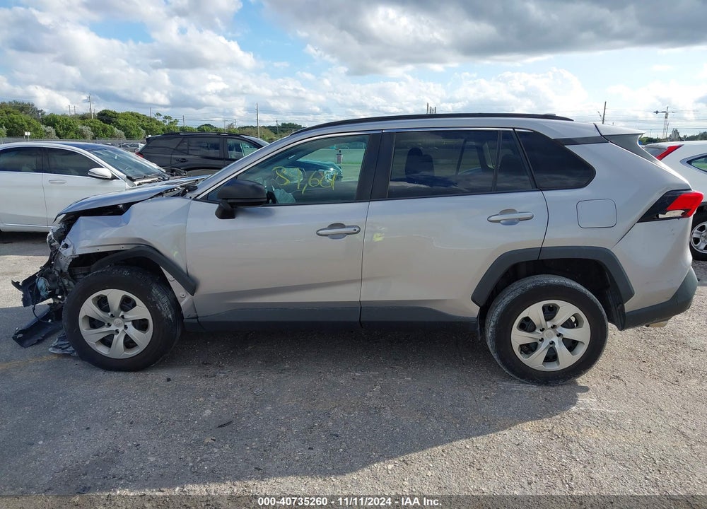 2020 TOYOTA RAV4 LE VIN: 2T3H1RFV0LC037820